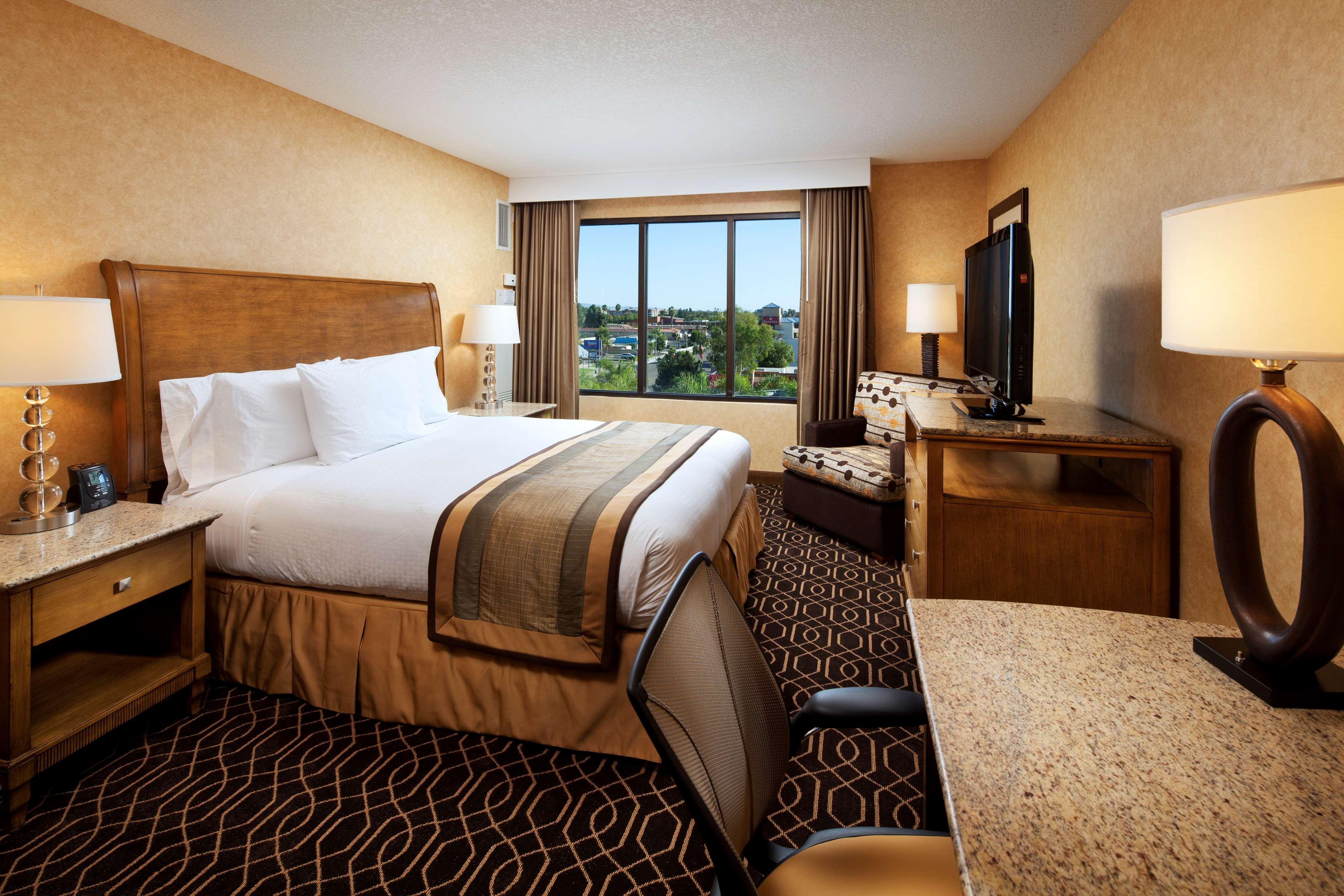 Doubletree Suites By Hilton Anaheim Resort/Convention Center Εξωτερικό φωτογραφία