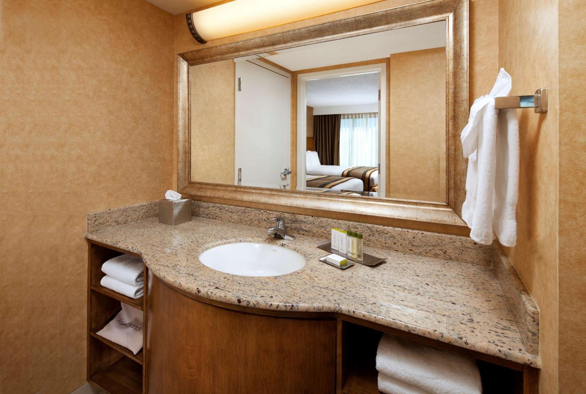 Doubletree Suites By Hilton Anaheim Resort/Convention Center Εξωτερικό φωτογραφία