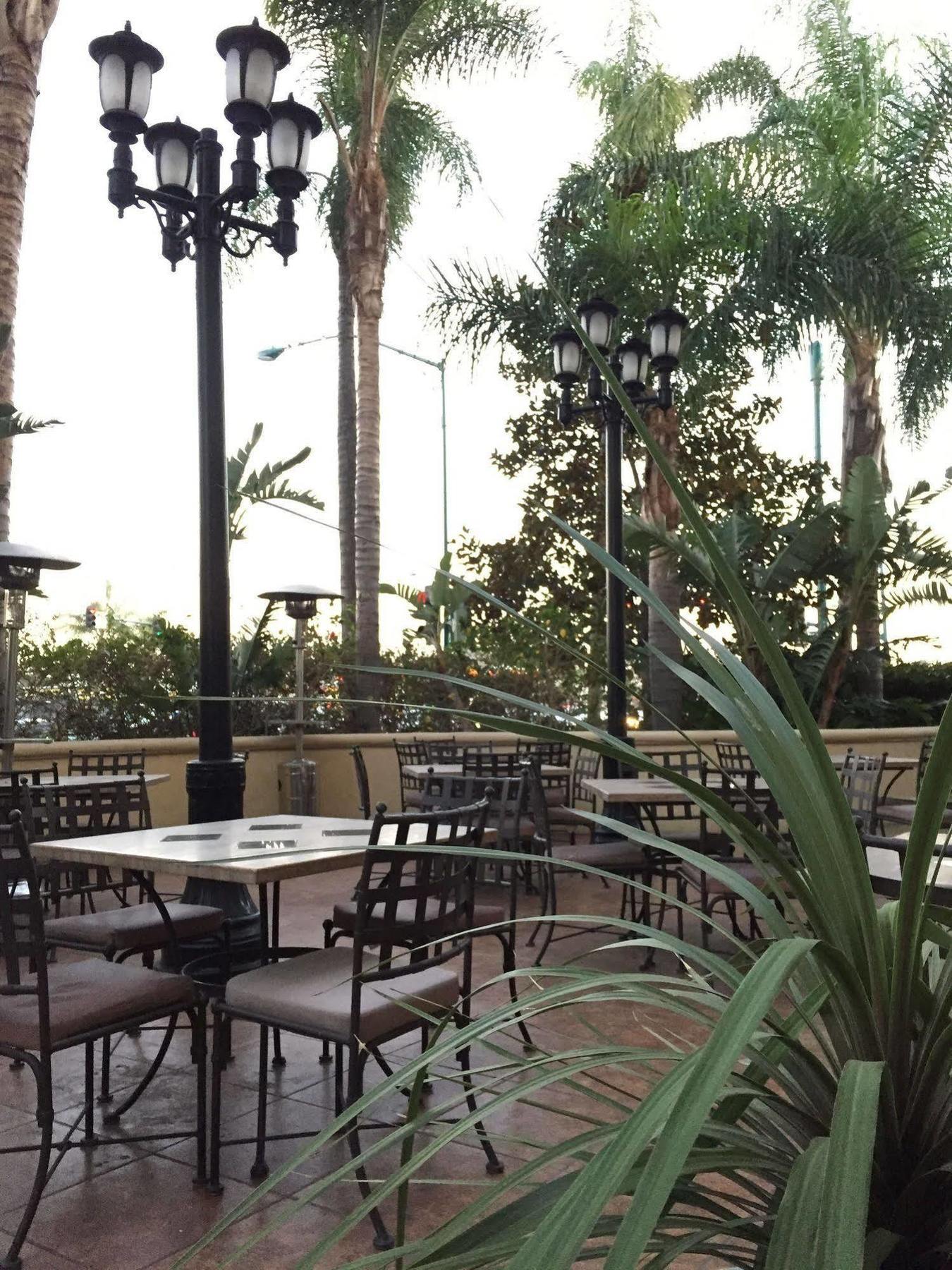 Doubletree Suites By Hilton Anaheim Resort/Convention Center Εξωτερικό φωτογραφία